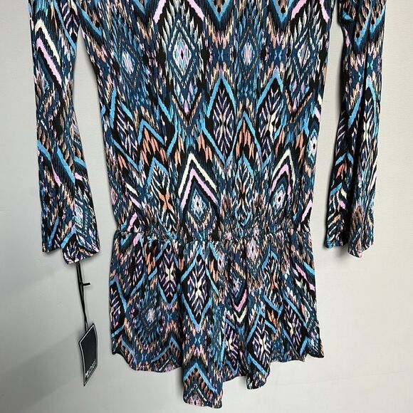 NWT Michael Lauren Nelson Long sleeve V-neck Shorts Romper in Prism Medium - Picture 10 of 12
